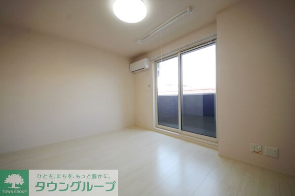 プリムヴェール 弐十五番館の物件内観写真